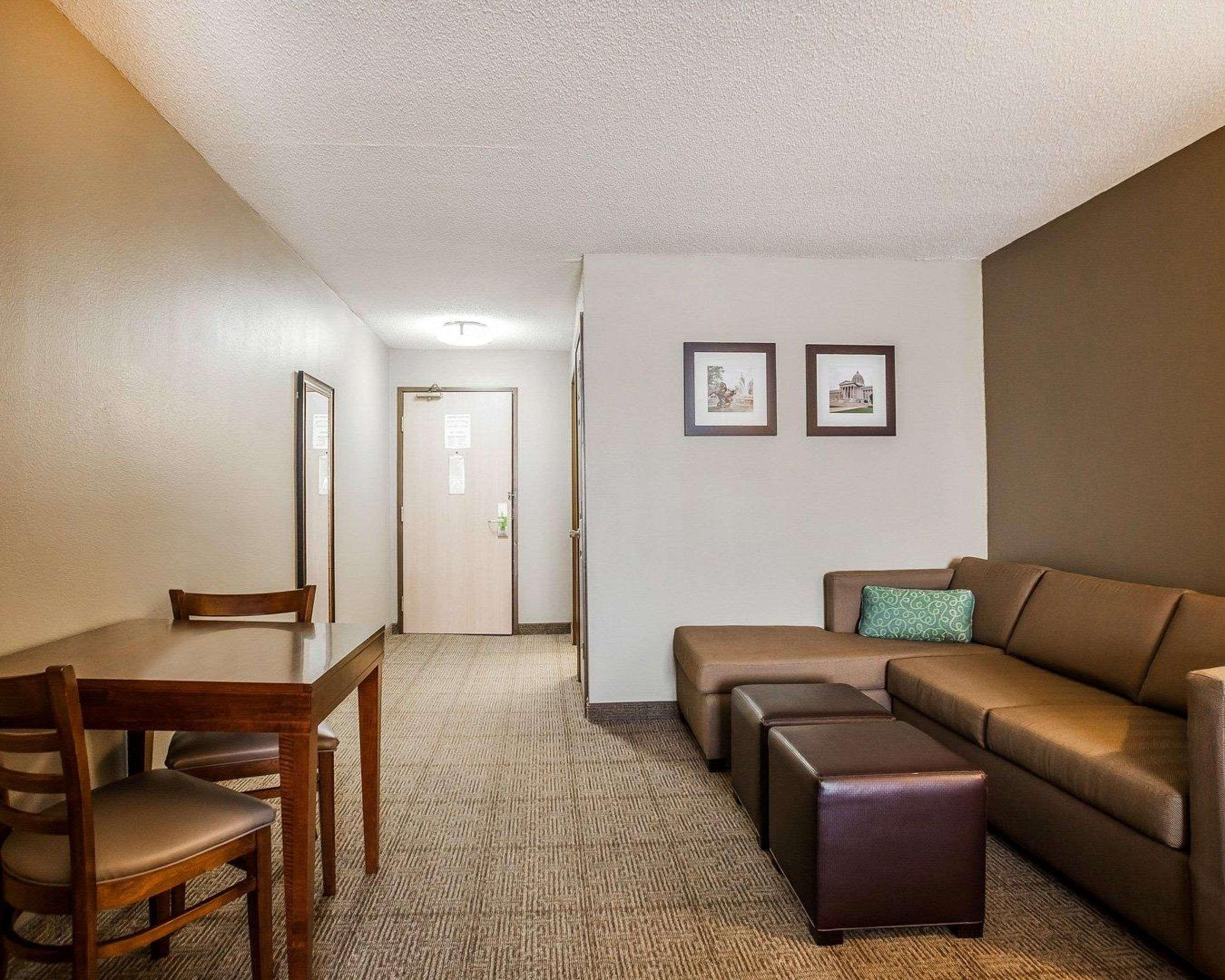 Comfort Inn & Suites Moberly מראה חיצוני תמונה